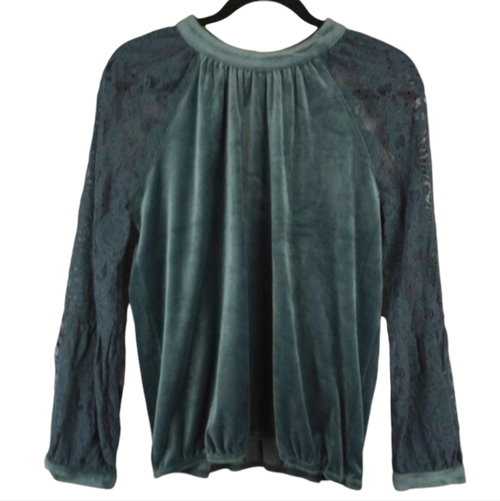 Good Hart by Matilda Jane Abbeville Blue Gray Velour Lace‎ Shirt Women's Medium